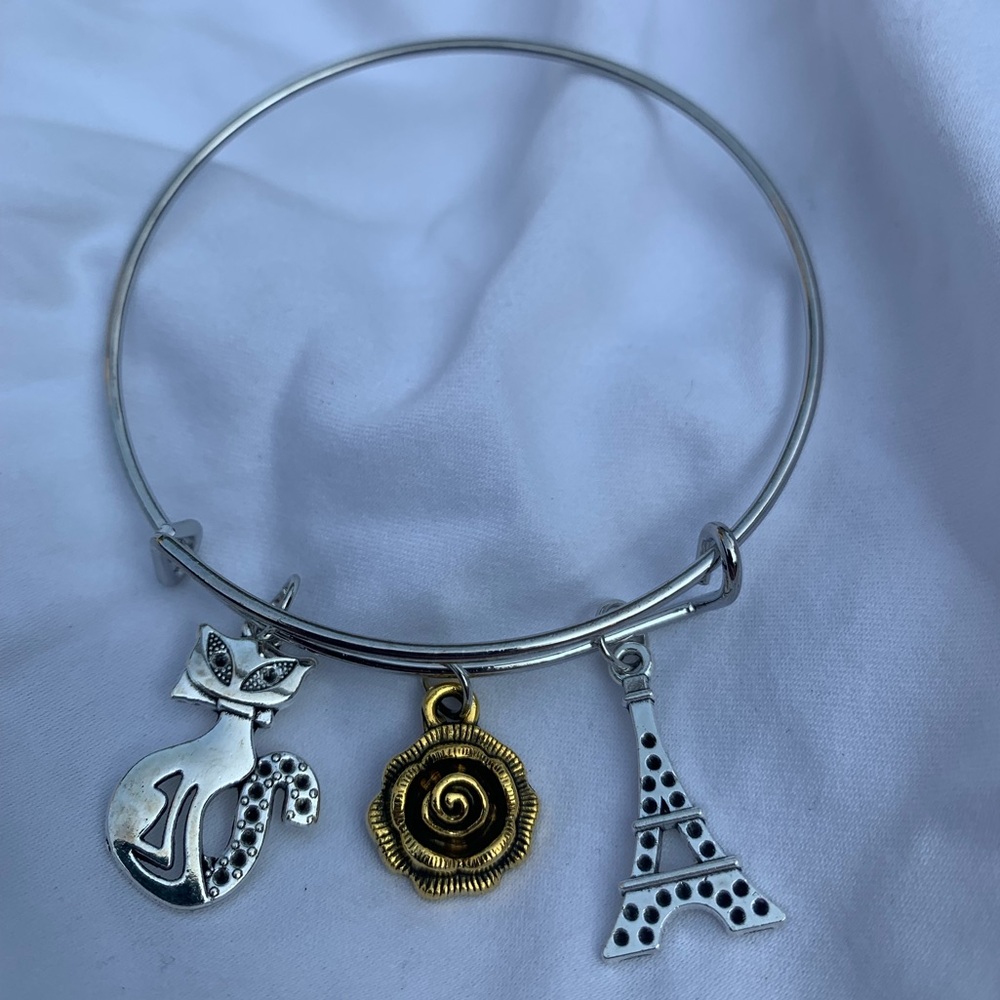 Brand New! Handmade! Adjustable Charm Bangle Bracelet! - Picture 3 of 4